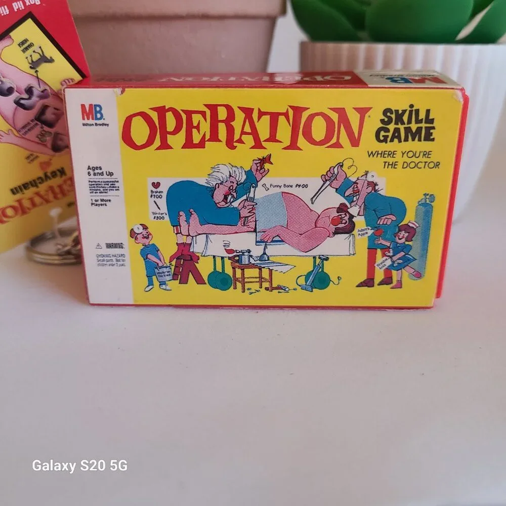 Milton Bradley Operation‎ Game Miniature Keychain Multi-Color NEW Collectible